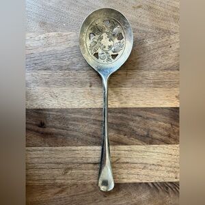 Elegant Leonard Silver plated Floral Serving Spoon-Made in Italy